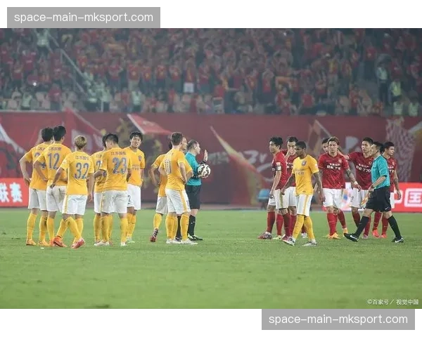 上海申花1-0小胜上海海港，赢下赛季首场德比战